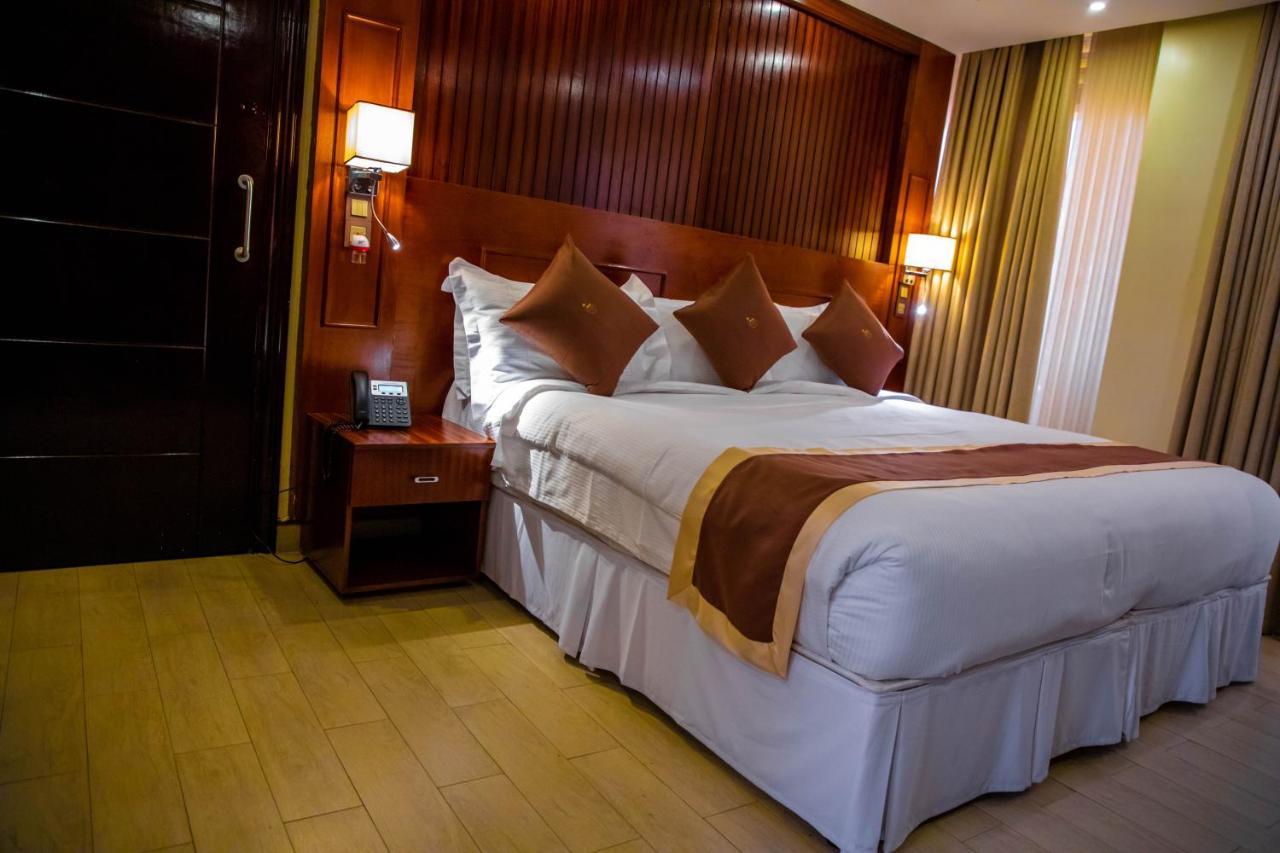 Sainte Famille Hotel Kigali Esterno foto