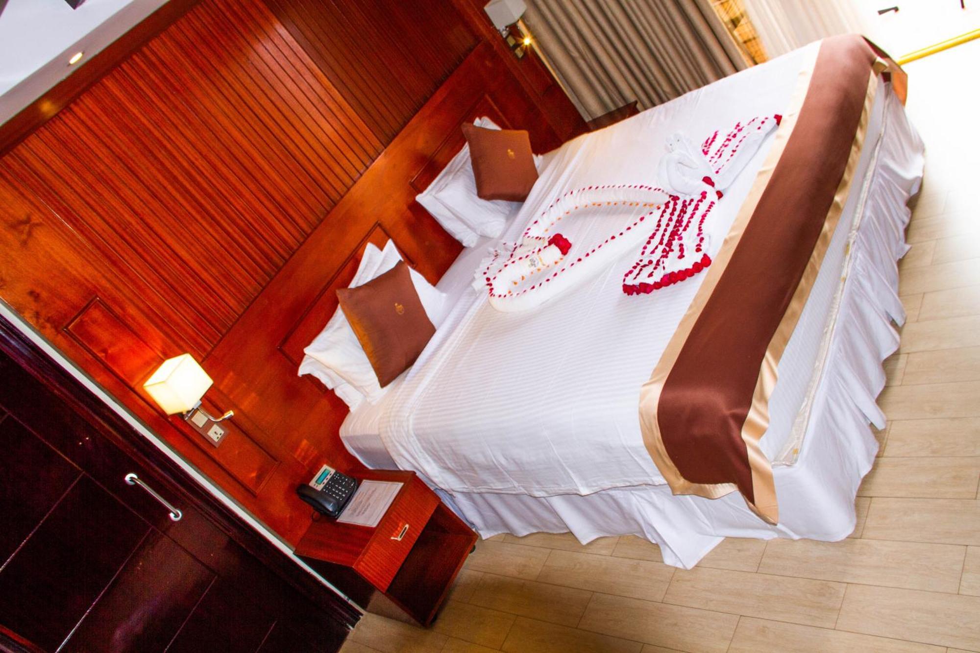 Sainte Famille Hotel Kigali Esterno foto