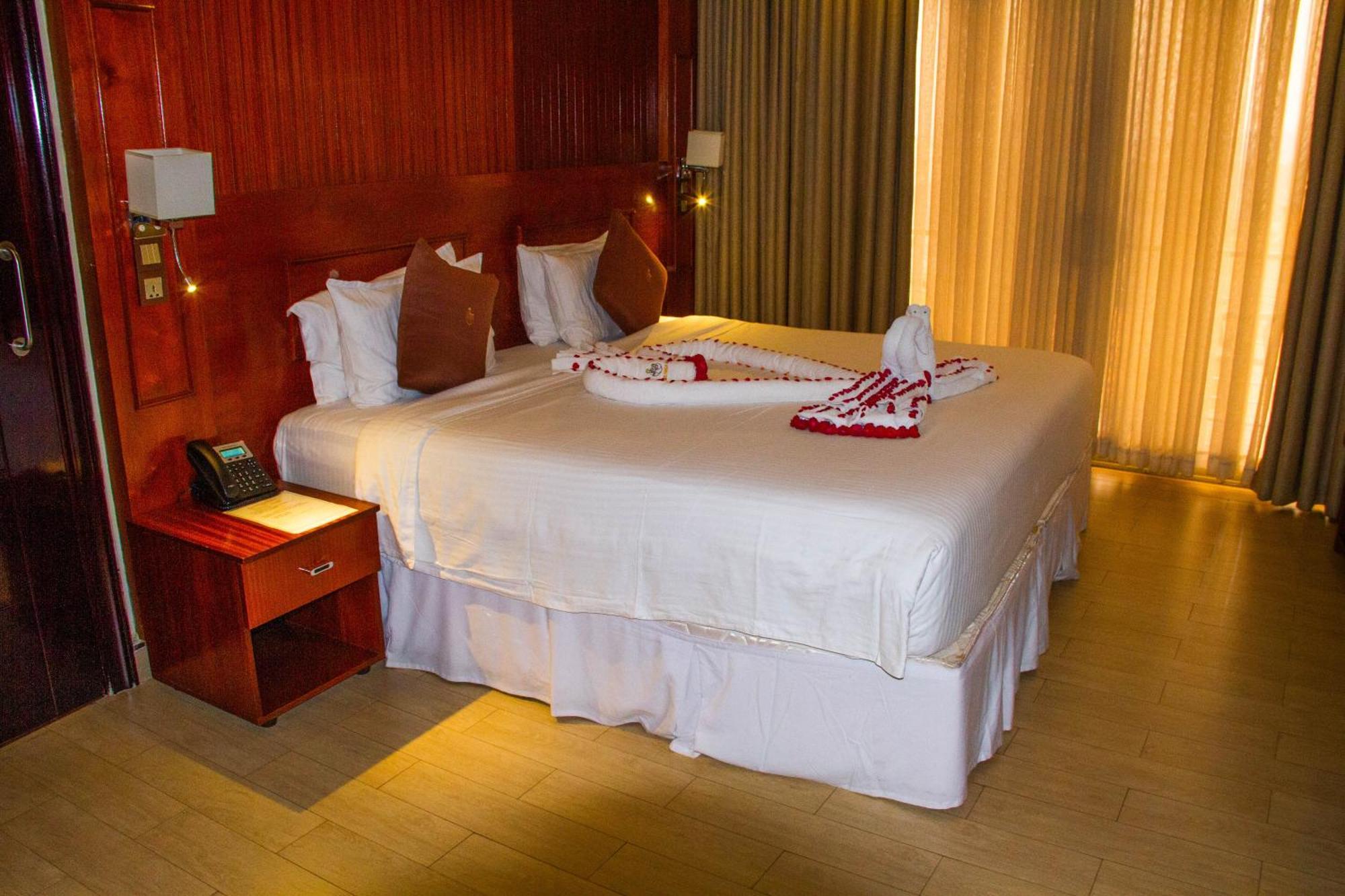 Sainte Famille Hotel Kigali Esterno foto