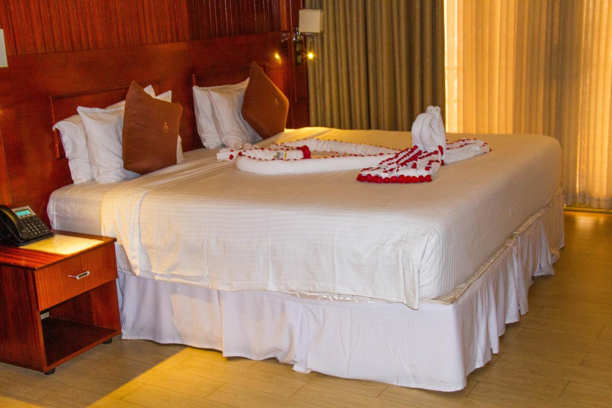 Sainte Famille Hotel Kigali Esterno foto