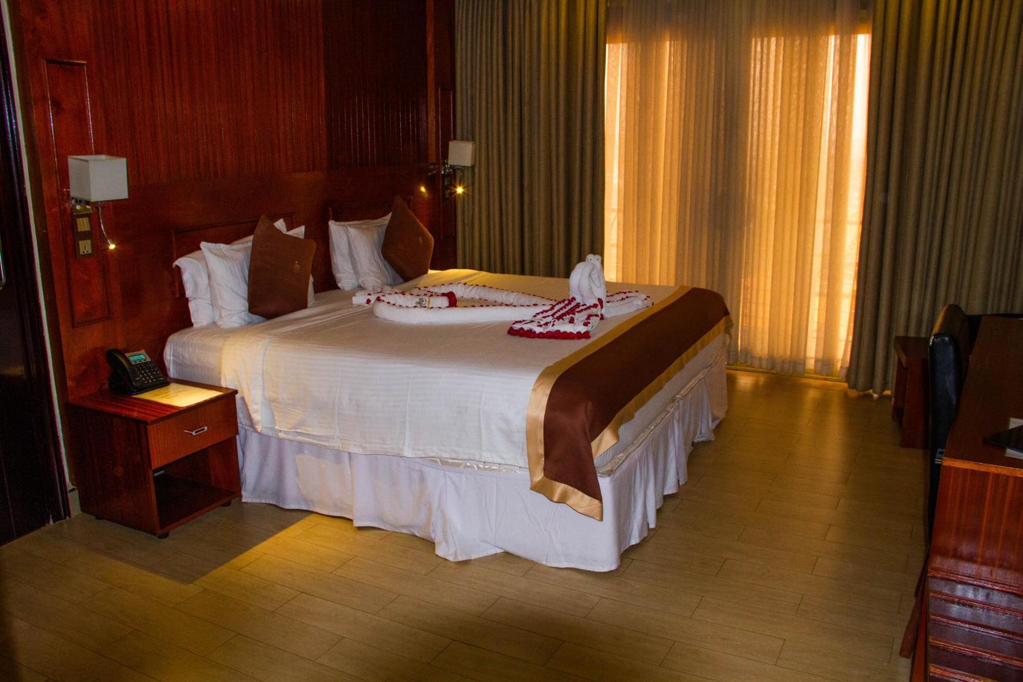 Sainte Famille Hotel Kigali Esterno foto