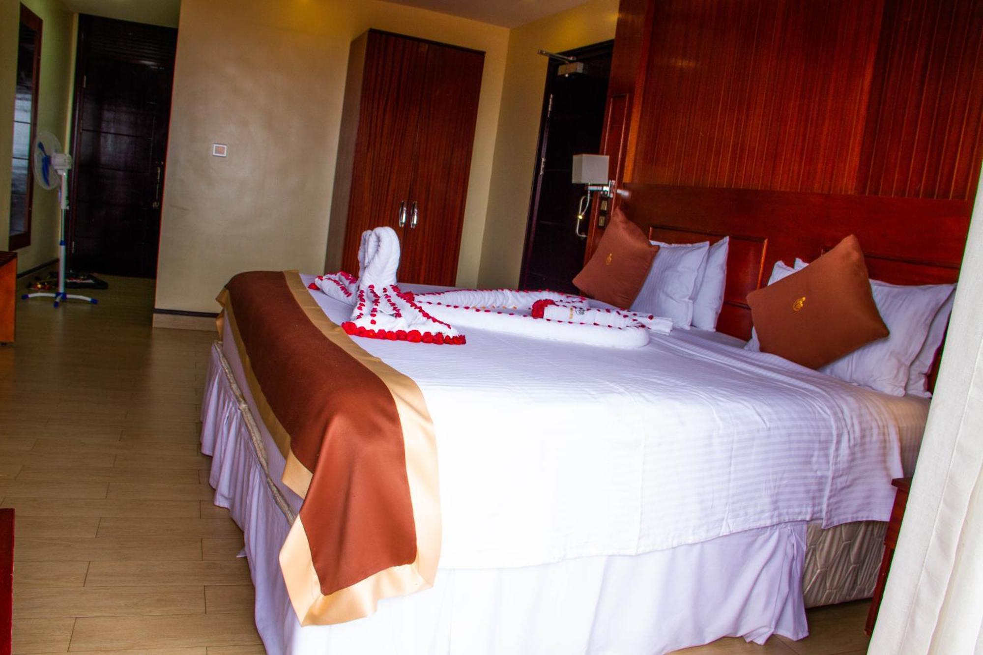 Sainte Famille Hotel Kigali Esterno foto