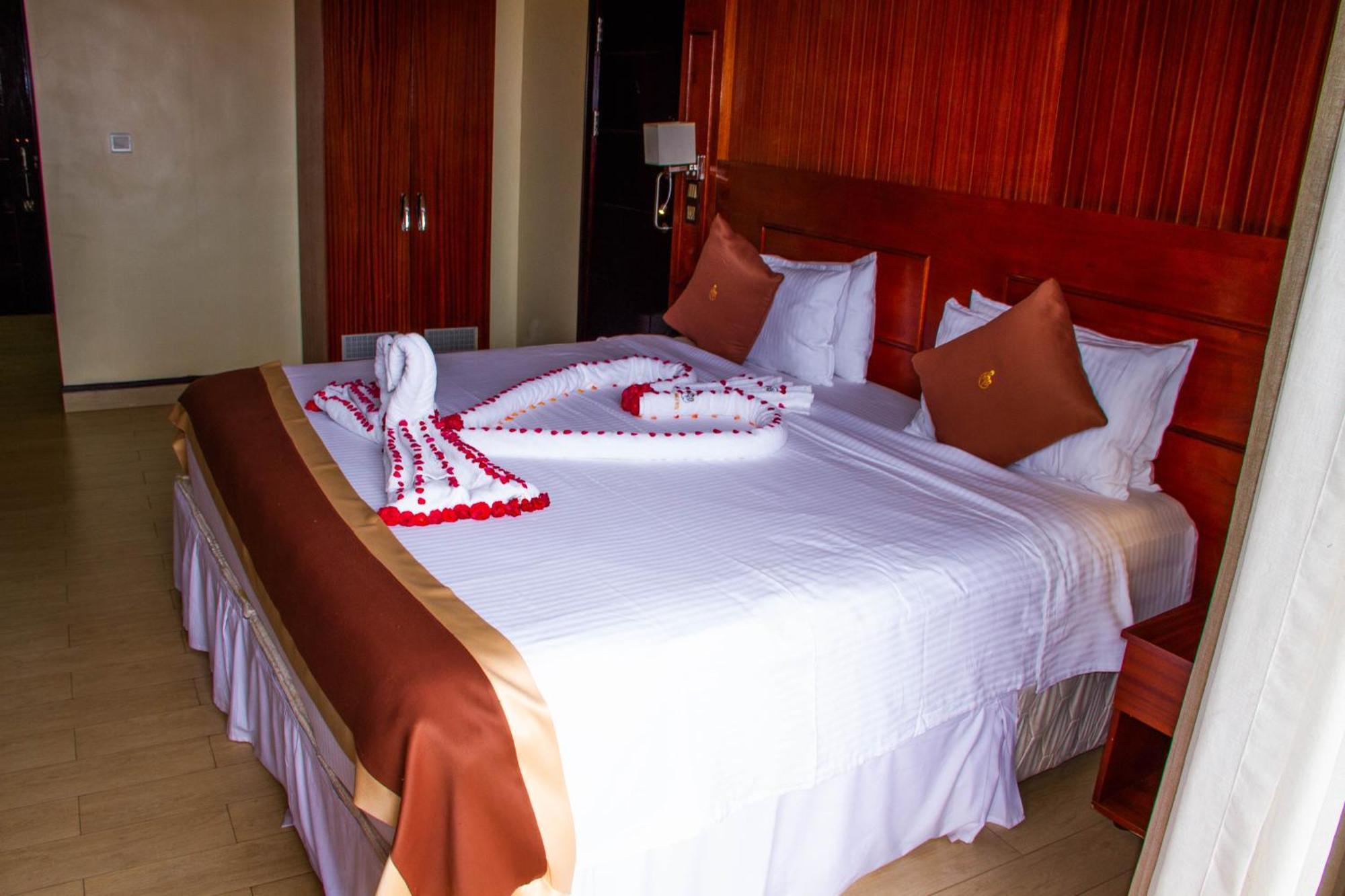 Sainte Famille Hotel Kigali Esterno foto