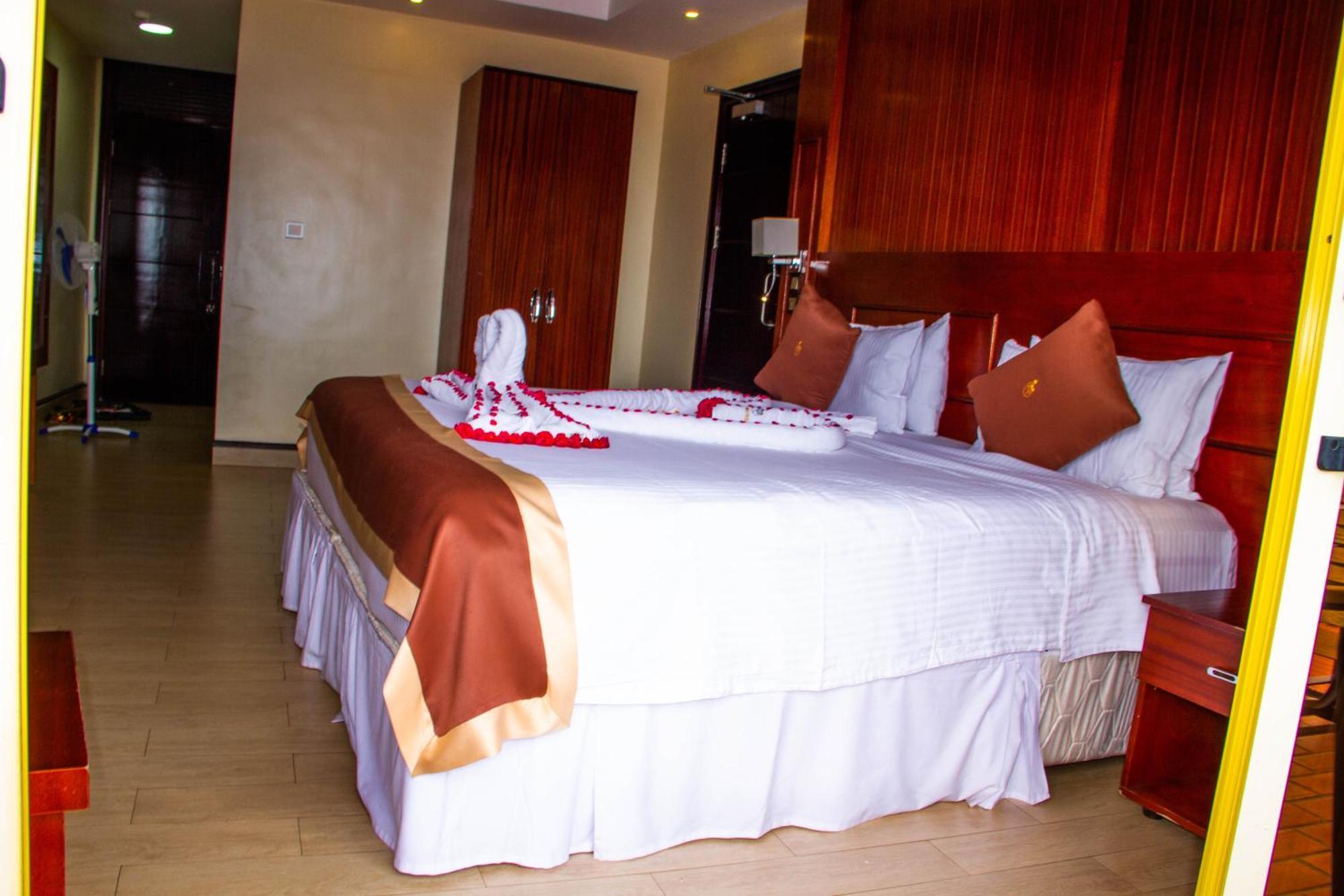 Sainte Famille Hotel Kigali Esterno foto