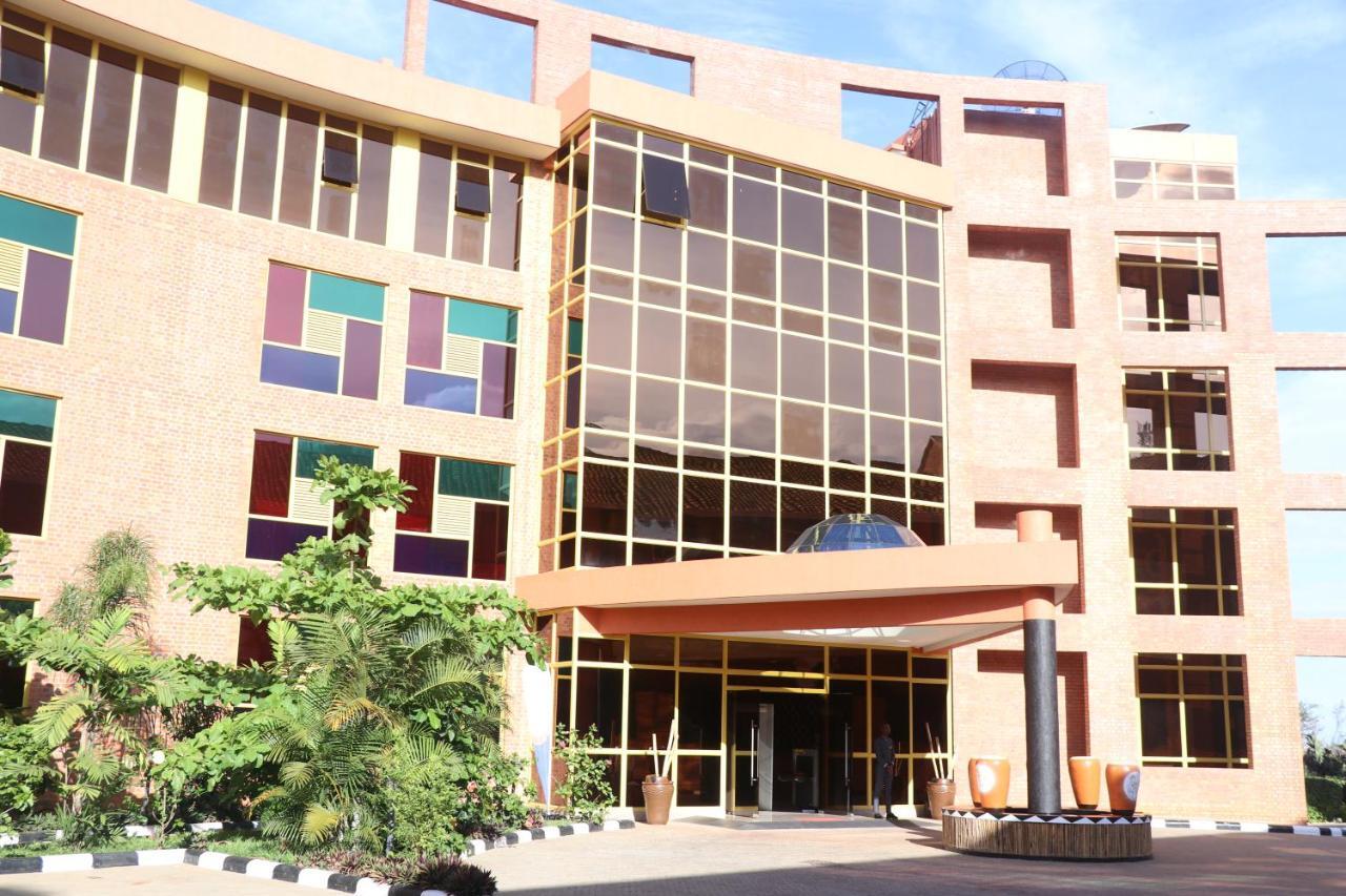 Sainte Famille Hotel Kigali Esterno foto